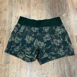 Athleta Trekkie North Terra Firma Olive Floral Women's Athletic Shorts